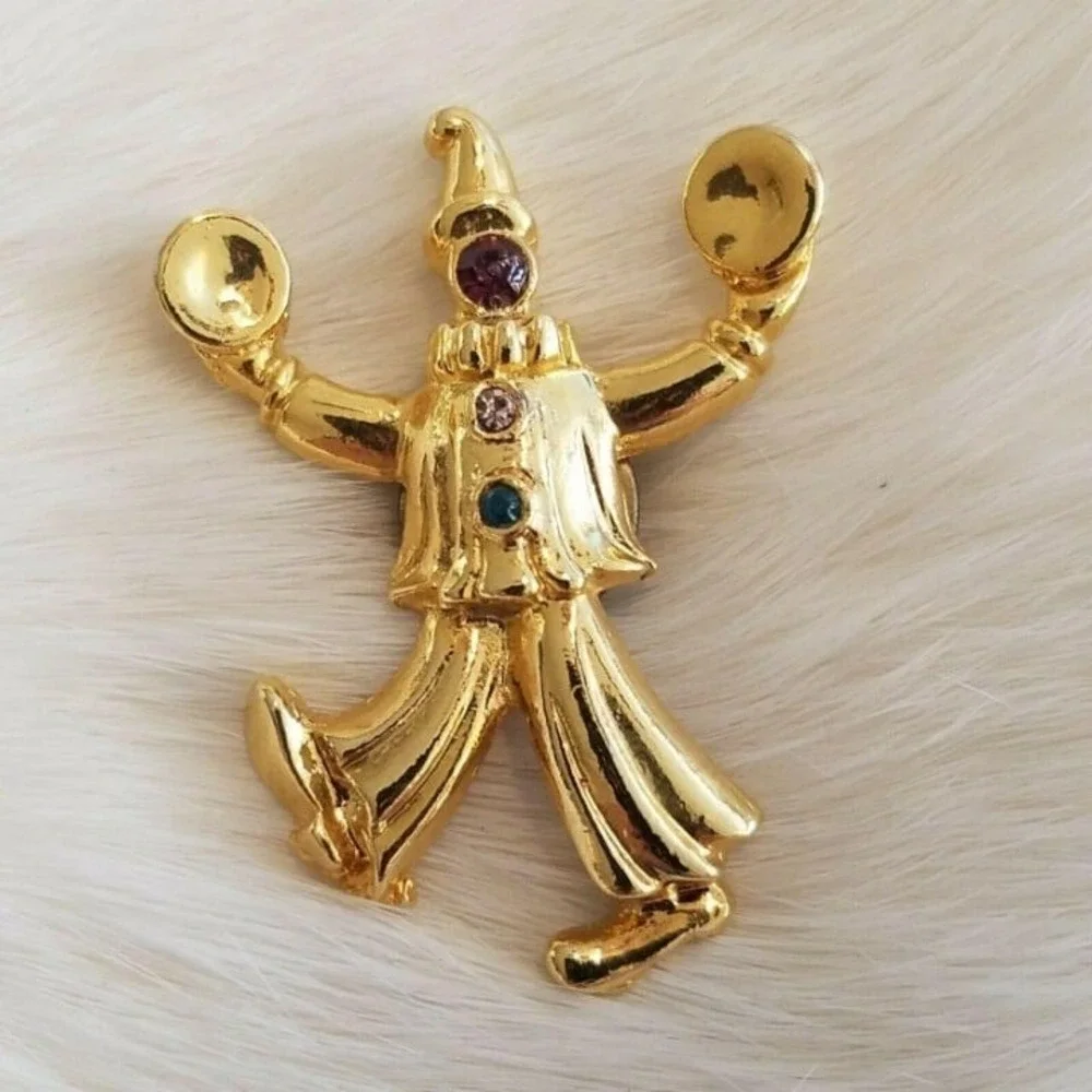 Vintage Rhinestone Clown Pin Brooch Lapel Playing Cymbals Gold Tone Circus 3685